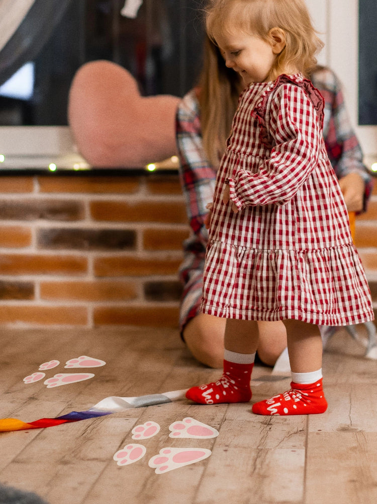 Joanie & Jeanie - Easter Bunny Footprint Floor Stickers.