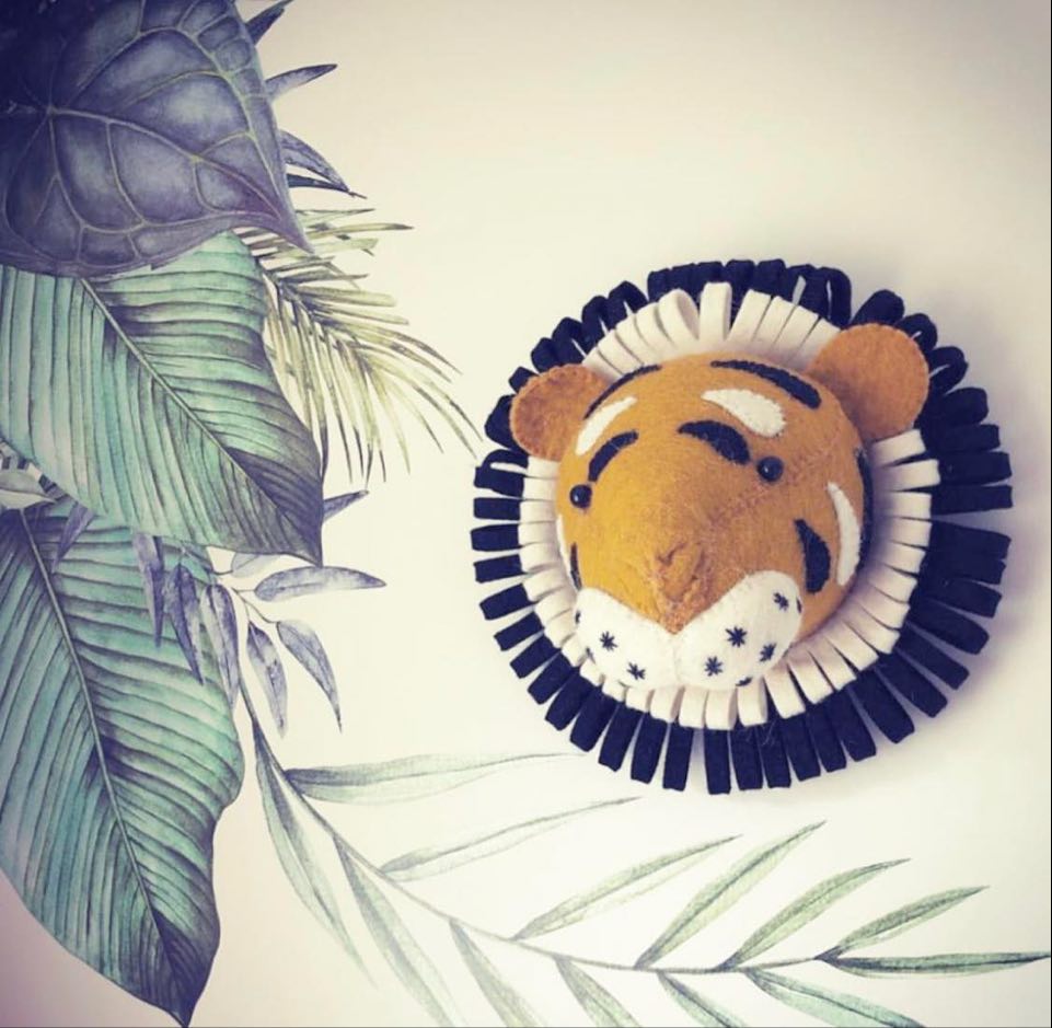 How To Decorate with Tropical Leaves Wall Stickers