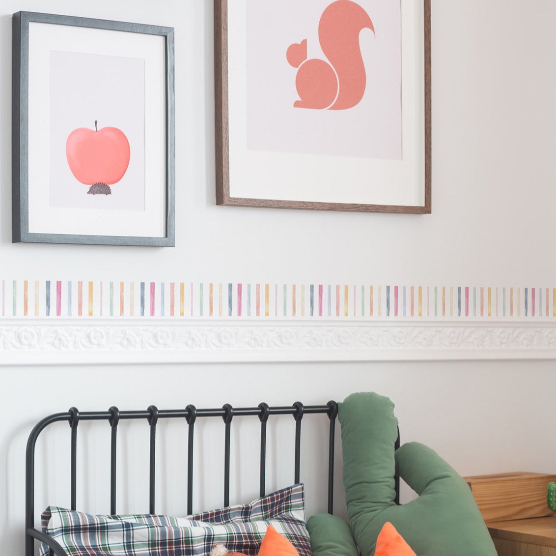 Joanie-&-Jeanie-Candy-Strip-Border-Sticker