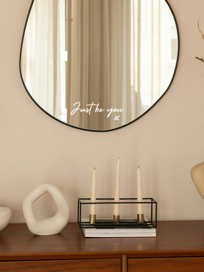 Round mirror with &