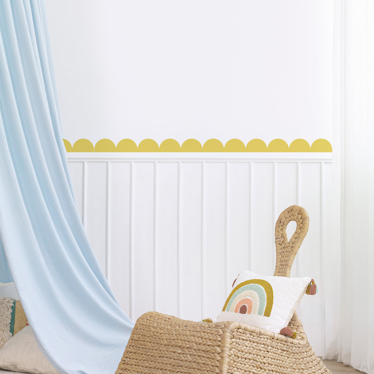 Set of 10 Classic Scallop Border Wall Stickers