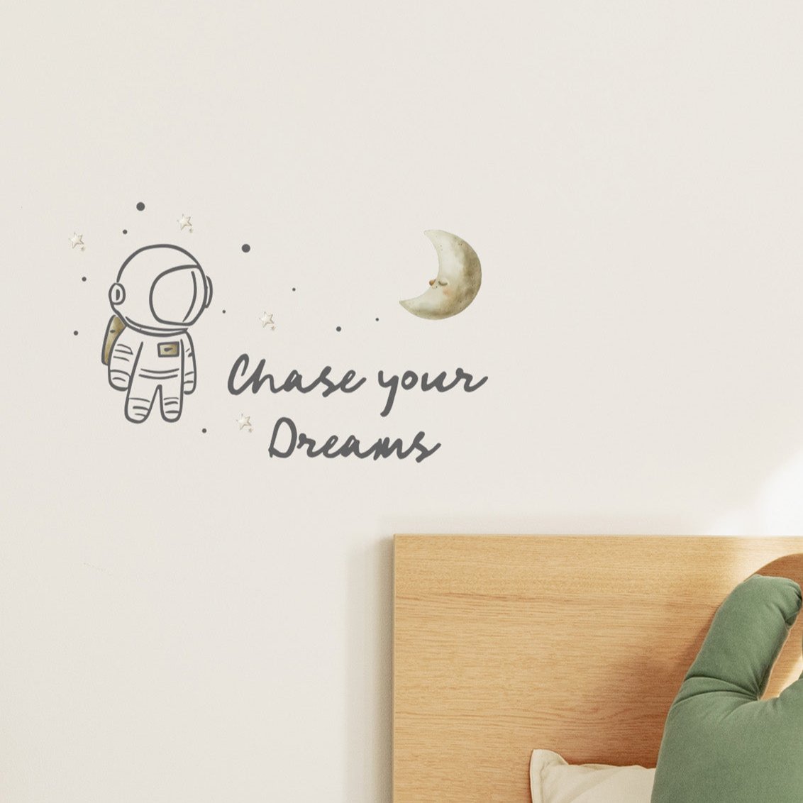 chase-your-dreams-wall-sticker