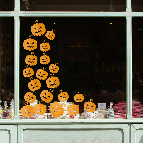 Pumpkin Tower Halloween Retail Vinyl Set