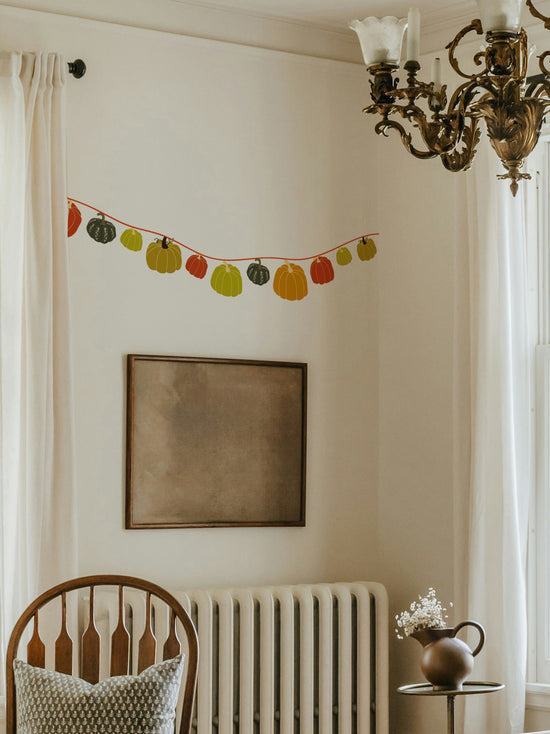 Joanie & Jeanie - Pumpkin Bunting Wall Sticker