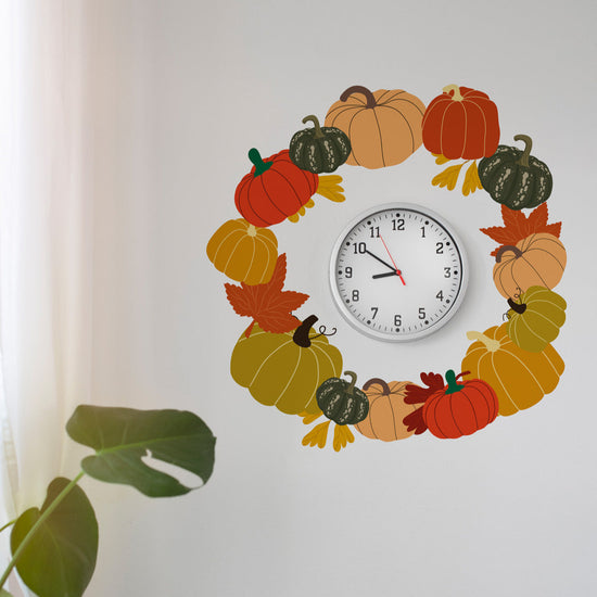 Joanie & Jeanie - Pumpkin Wreath Wall Sticker