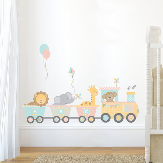 Wall Sticker Jungle Animal Train Set