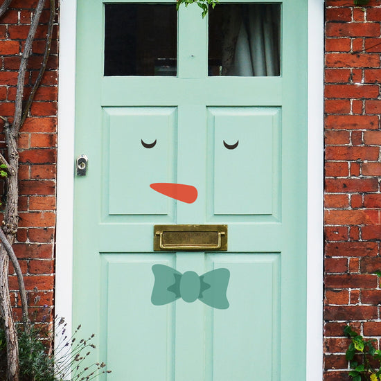 Snowman Face Door Sticker